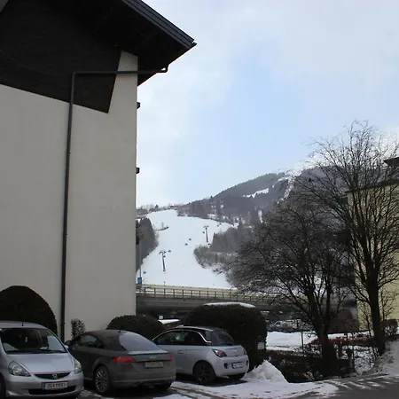 Dachgeschoss-apartment In Skilift-naehe Apartment