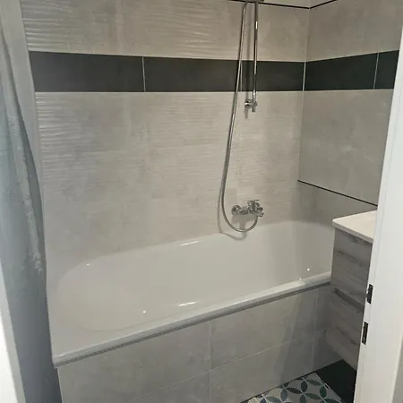 Dachgeschoss-apartment In Skilift-naehe * Zell am See