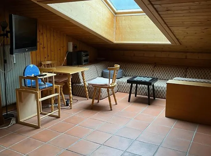 Dachgeschoss-apartment In Skilift-naehe * Целль-ам-Зе
