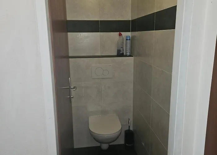 Dachgeschoss-apartment In Skilift-naehe شقة *